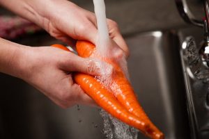 Washing carrots